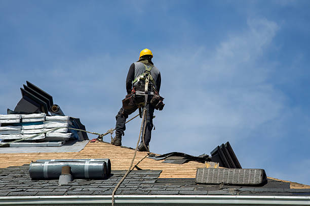 Professional Roof Installation technician working in Hull, TX